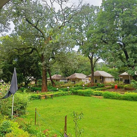 Pachmarhī New Satpura Resort' מראה חיצוני תמונה